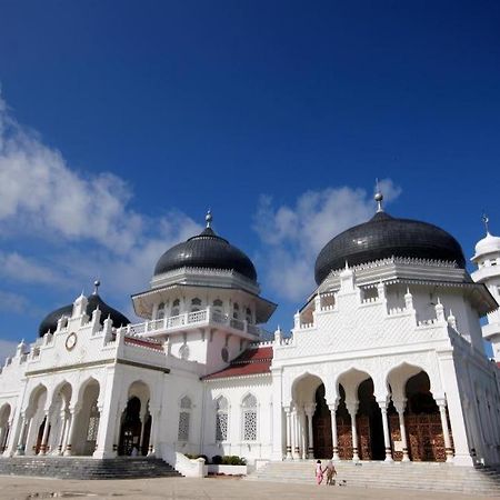 Grand Aceh Hotel Banda Aceh Exterior photo