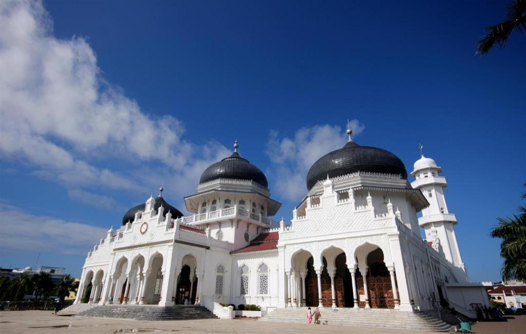 Grand Aceh Hotel Banda Aceh Exterior photo